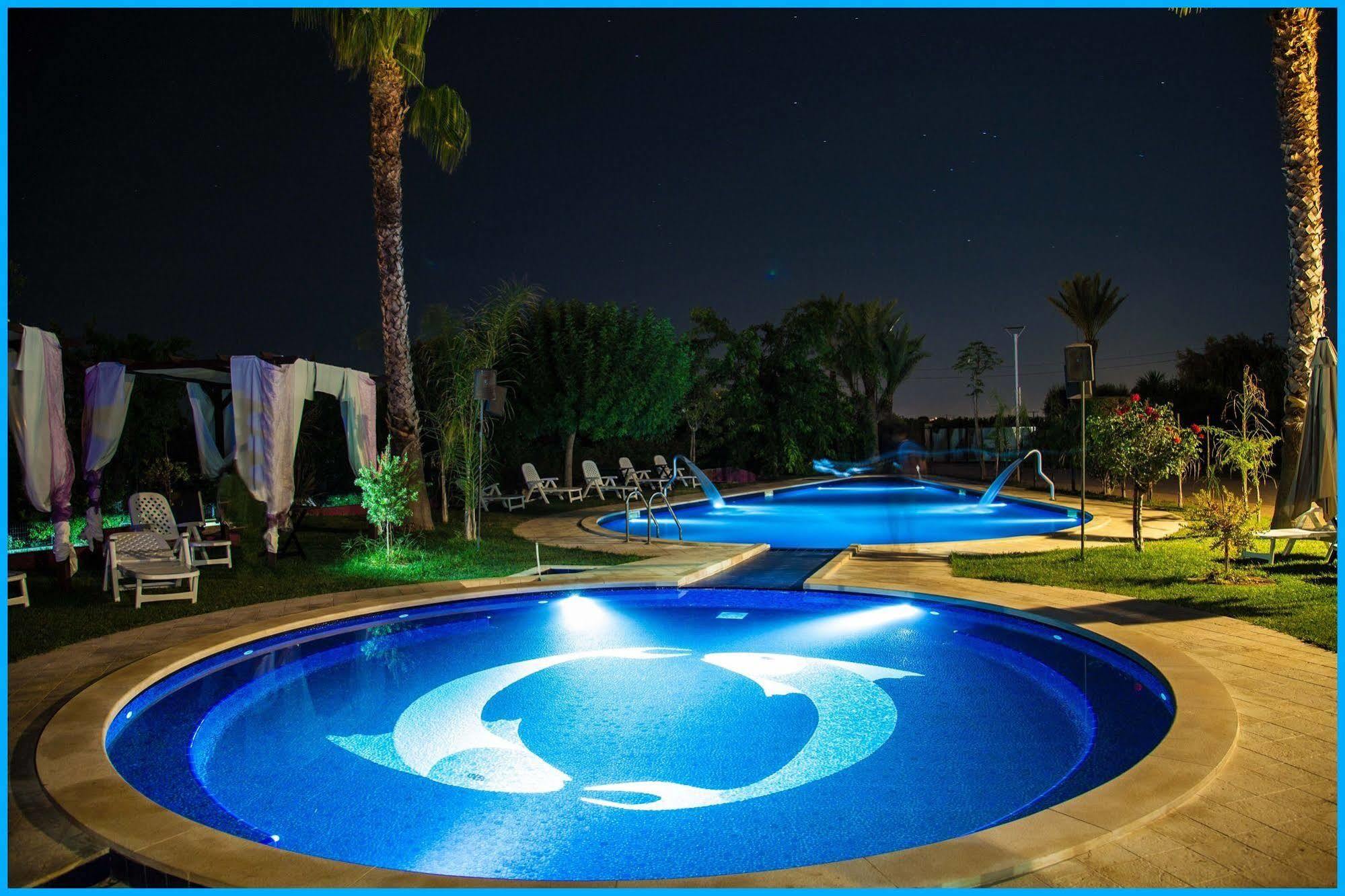 Hotel Pacla อาโวลา ภายนอก รูปภาพ